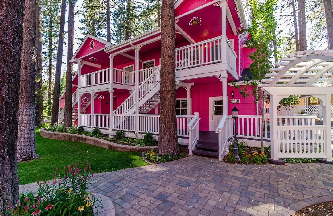Apples Bed And Breakfast Inn-1